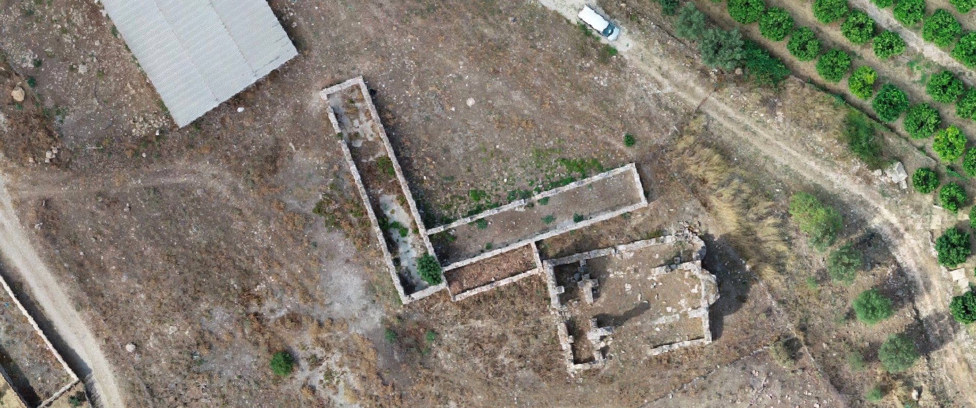 Rilievo e studio della chiesa e monastero medievale presso Çiflik (Konispoli, Albania)