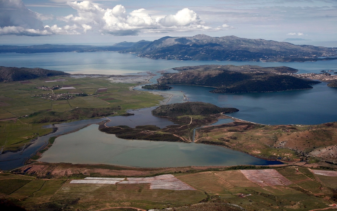 Epirus in the Roman World and the New Research on the Acropolis of Butrint by the Albanian Institute of Archaeology and the University of Bologna di null